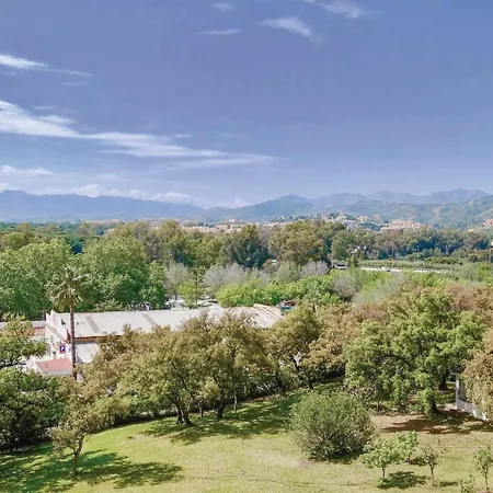 Апартаменти Stunning In Марбелья