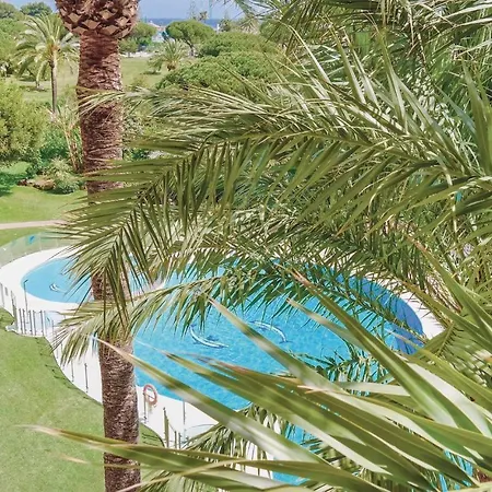 Stunning In Lägenhet Marbella